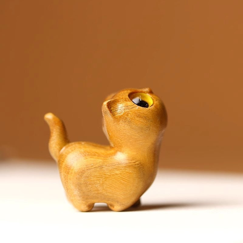 Curious Cat Carving, Guaiac wood/ Rosewood 😻