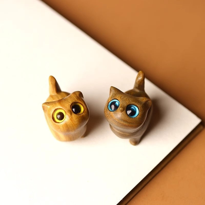 Curious Cat Carving, Guaiac wood/ Rosewood 😻
